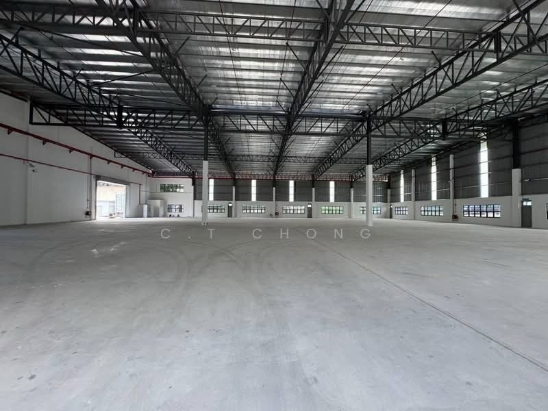 Detached Factory for Sale in Taman Desa Cemerlang (Ulu Tiram) - C.T Chong - Interior - PropertyGuru.com.my