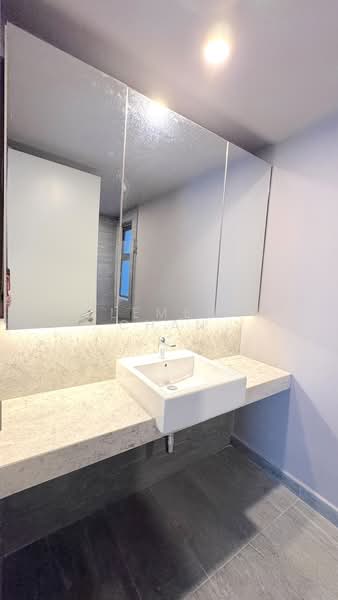 Kondominium untuk Disewa di Utamara Boutique Residences - Clement Chan - Bathroom - PropertyGuru.com.my