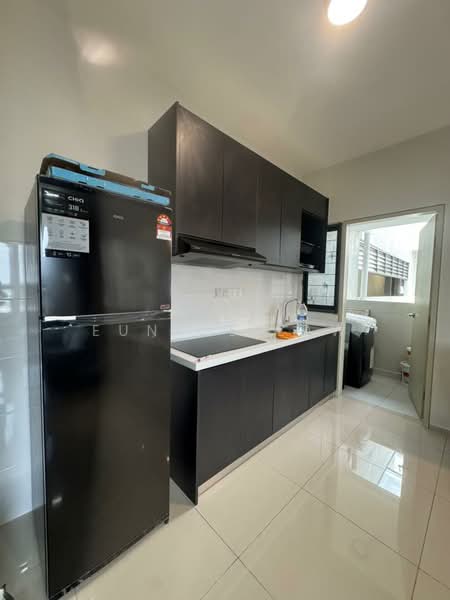 Servis Apartment untuk Disewa di Seiring Residensi - Eunice Law - Kitchen - PropertyGuru.com.my