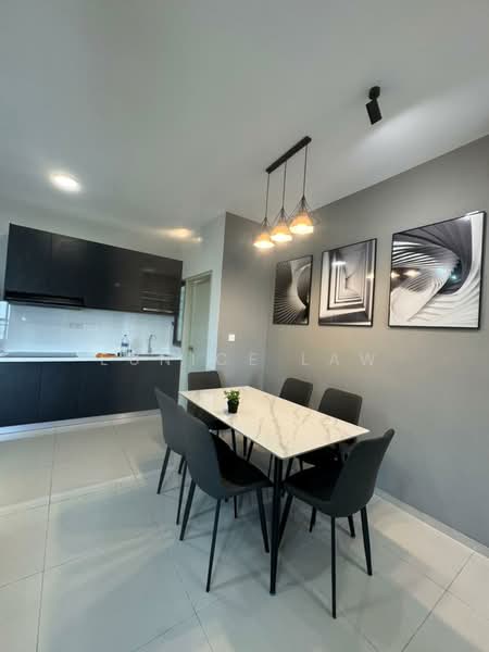 Servis Apartment untuk Disewa di Seiring Residensi - Eunice Law - Dining Table - PropertyGuru.com.my