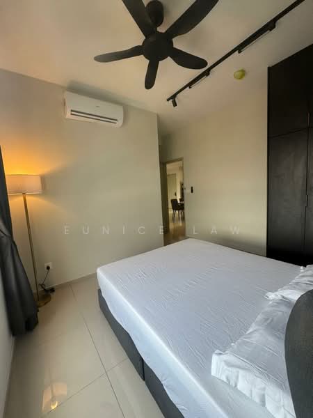 Servis Apartment untuk Disewa di Seiring Residensi - Eunice Law - Master room - PropertyGuru.com.my