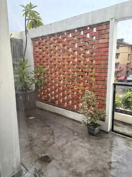 Rumah Teres 2 Tingkat untuk Dijual di Damansara Damai (Selangor) - Al Amin Daud - PropertyGuru.com.my