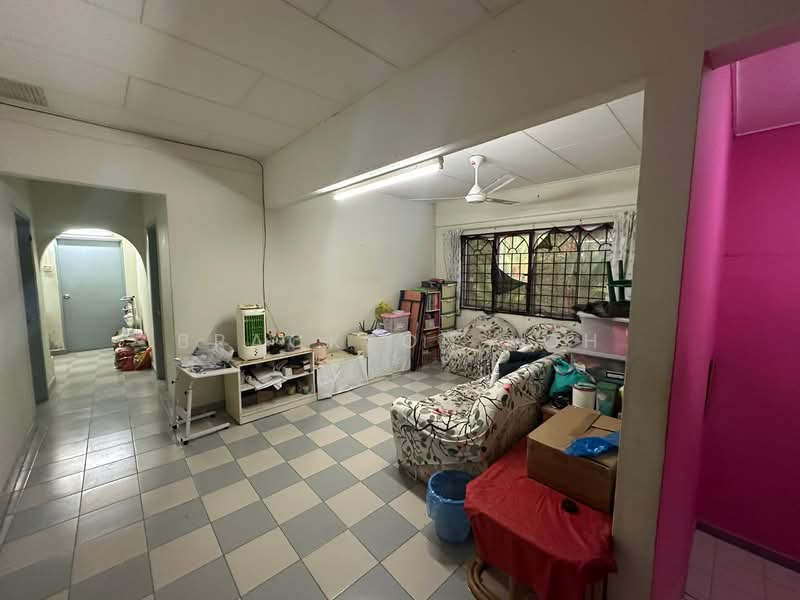 Semi-Detached House for Sale in Taman Melawati (Ulu Kelang) - Brackson Loh - Living Room - PropertyGuru.com.my