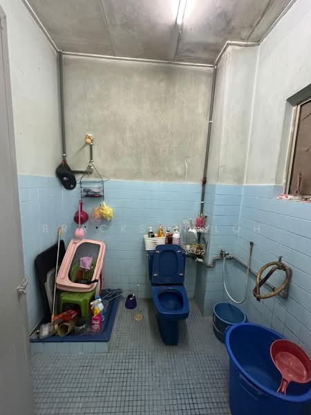 Semi-Detached House for Sale in Taman Melawati (Ulu Kelang) - Brackson Loh - Bathroom - PropertyGuru.com.my