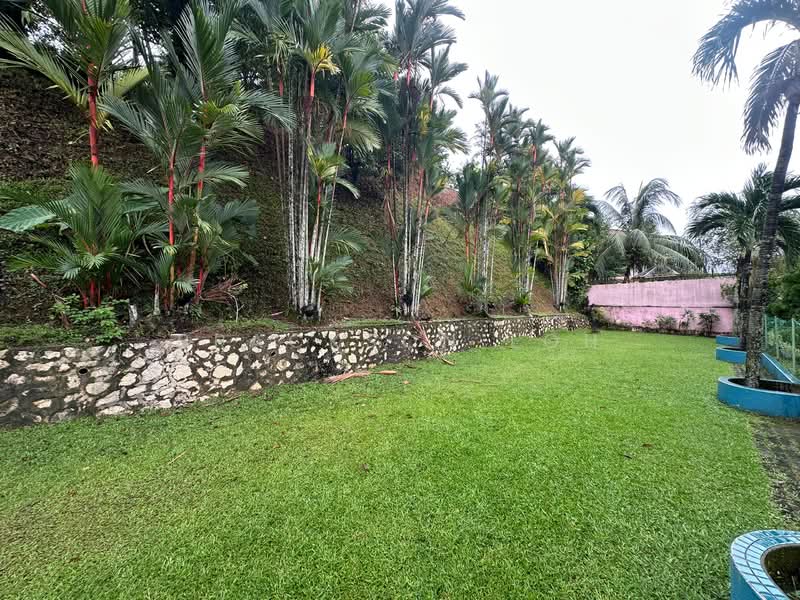 Semi-Detached House for Sale in Taman Melawati (Ulu Kelang) - Brackson Loh - Garden - PropertyGuru.com.my