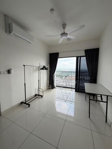 Servis Apartment untuk Disewa di Traders Park - Amy Low - Balcony - PropertyGuru.com.my