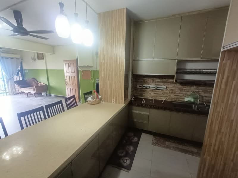 Pangsapuri untuk Dijual di Sri Ledang - Amzar Faiz - Kitchen - PropertyGuru.com.my