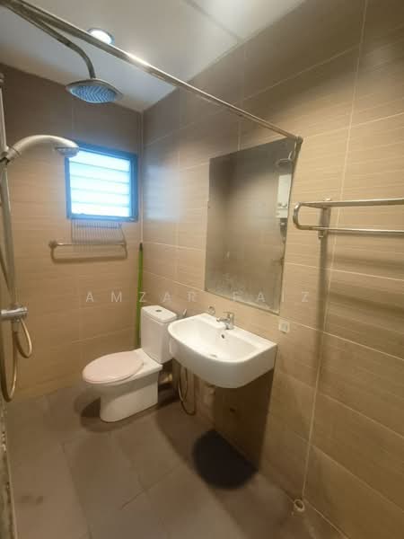 Pangsapuri untuk Dijual di Sri Ledang - Amzar Faiz - Bathroom - PropertyGuru.com.my