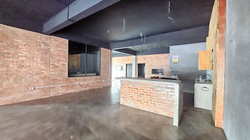 Shop for Rent in Bandar Puncak Alam (Puncak Alam) - Joey Koh - Interior - PropertyGuru.com.my