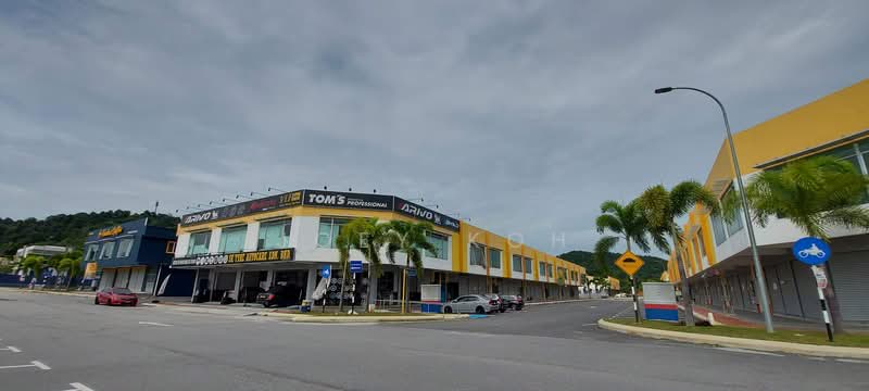 Shop for Rent in Bandar Puncak Alam (Puncak Alam) - Joey Koh - Exterior - PropertyGuru.com.my