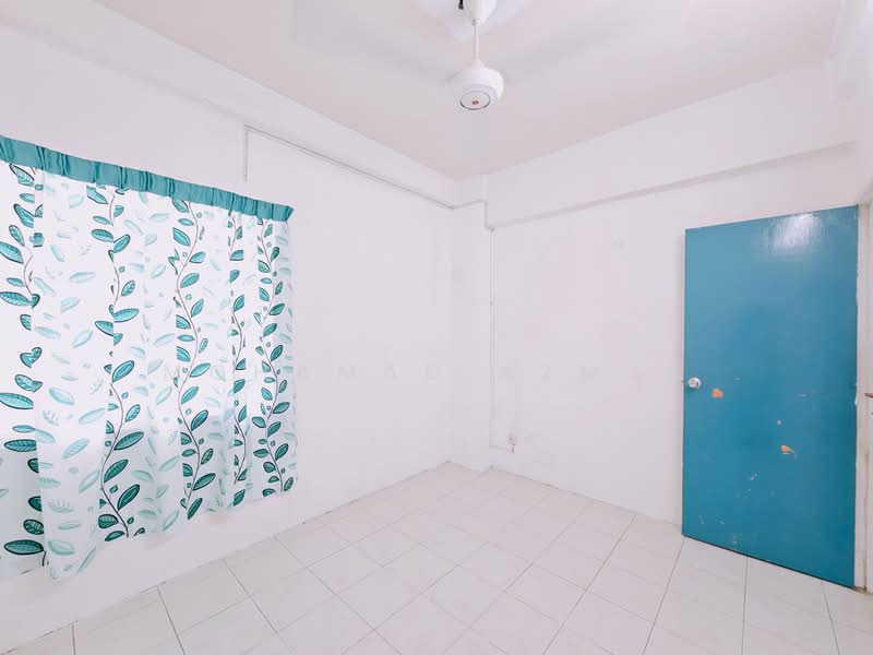 Flat for Sale at Pangsapuri Seri Proton - Mohamad Azman - Interior - PropertyGuru.com.my