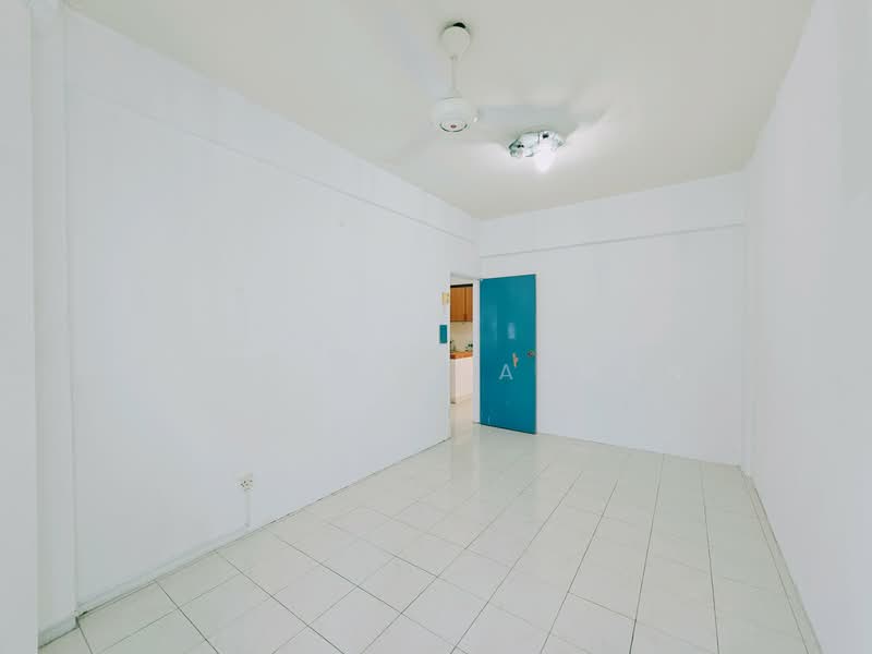 Flat for Sale at Pangsapuri Seri Proton - Mohamad Azman - Interior - PropertyGuru.com.my