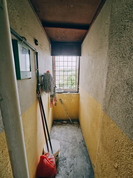 Flat for Sale at Pangsapuri Seri Proton - Mohamad Azman - Interior - PropertyGuru.com.my