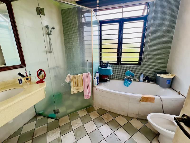 Semi-Detached House for Sale in Alam Damai (Cheras) - Muhd Khairulnawawi Kamaruddin - Bathroom - PropertyGuru.com.my