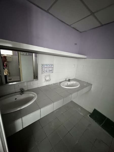 Shop / Office for Rent in Bandar Mahkota Cheras (Cheras) - Elaine Lau - Bathroom - PropertyGuru.com.my