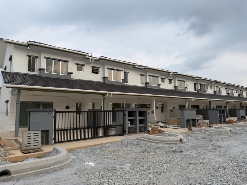 2-storey Terraced House for Sale in Desa Pinggiran Bayu (Mantin) - FB Chong - Exterior - PropertyGuru.com.my