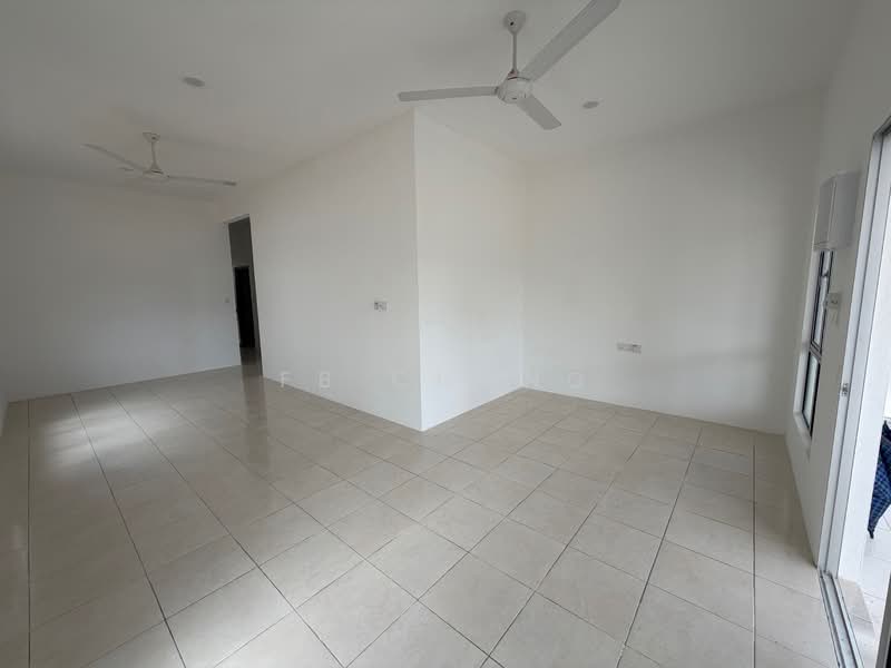 1-storey Terraced House for Sale in Desa Pinggiran Bayu (Mantin) - FB Chong - Living Room - PropertyGuru.com.my