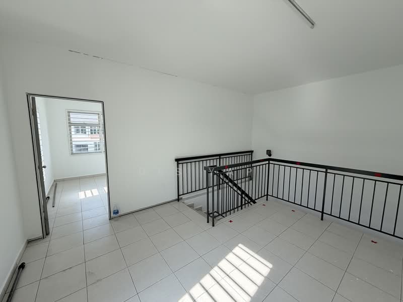 3-storey Terraced House for Sale in Taman Kundang Jaya (Rawang) - Des Yap - Interior - PropertyGuru.com.my