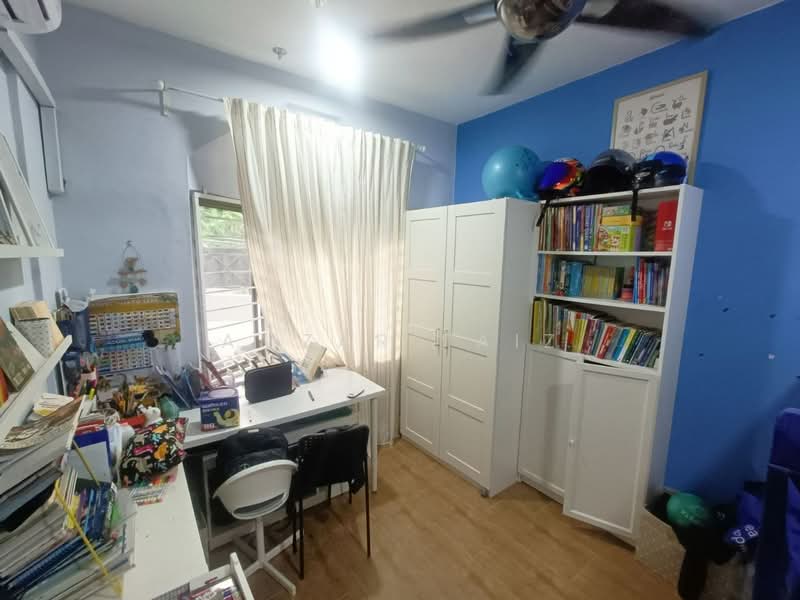 Pangsapuri untuk Dijual di Sri Ledang - Amzar Faiz - Study - PropertyGuru.com.my