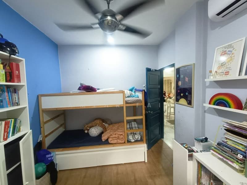 Pangsapuri untuk Dijual di Sri Ledang - Amzar Faiz - Bedroom - PropertyGuru.com.my