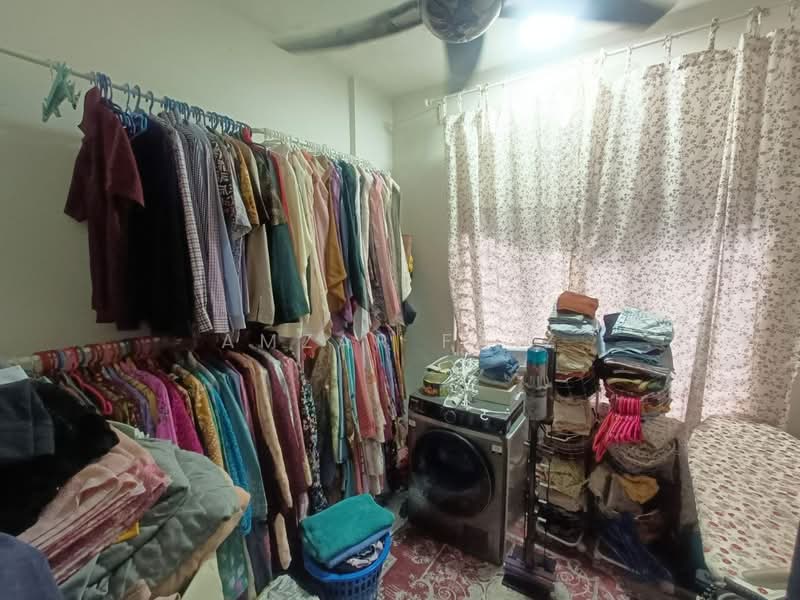 Pangsapuri untuk Dijual di Sri Ledang - Amzar Faiz - Bedroom - PropertyGuru.com.my