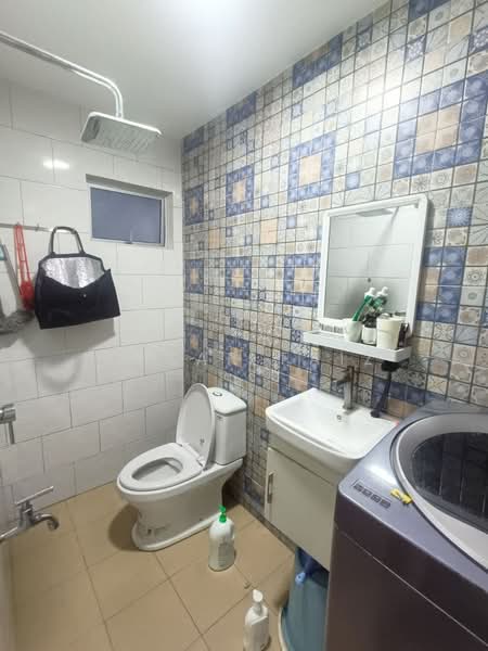 Pangsapuri untuk Dijual di Sri Ledang - Amzar Faiz - Bathroom - PropertyGuru.com.my