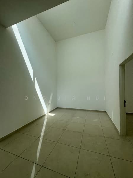 2-storey Terraced House for Sale in Bandar Sri Sendayan (Negeri Sembilan) - Ong Jia Hui - Interior - PropertyGuru.com.my