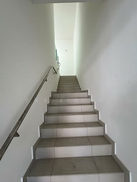 2-storey Terraced House for Sale in Bandar Sri Sendayan (Negeri Sembilan) - Ong Jia Hui - Corridor - PropertyGuru.com.my