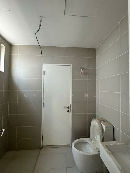 2-storey Terraced House for Sale in Bandar Sri Sendayan (Negeri Sembilan) - Ong Jia Hui - Bathroom - PropertyGuru.com.my