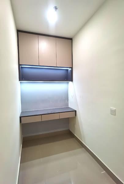 Servis Apartment untuk Dijual di Residensi Ava @ Kiara Bay - Evelyn Lim - Study - PropertyGuru.com.my
