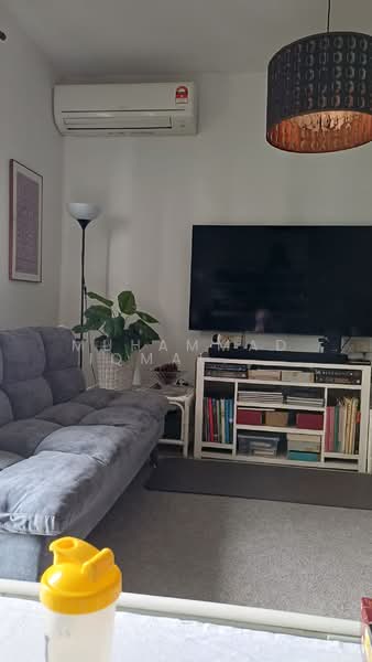 Kondominium untuk Disewa di Dwiputra Residences - Muhammad Iqmal Rahiman - Living Room - PropertyGuru.com.my