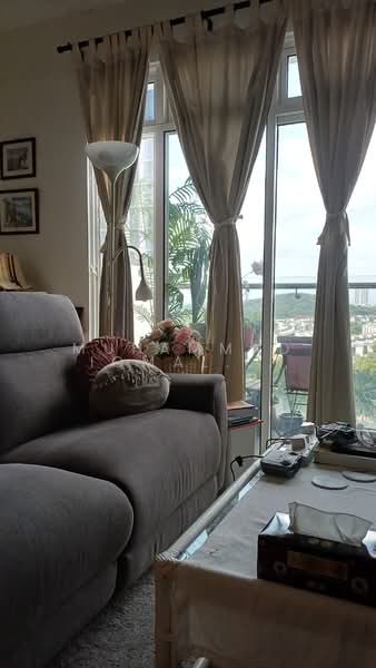 Kondominium untuk Disewa di Dwiputra Residences - Muhammad Iqmal Rahiman - Living Room - PropertyGuru.com.my