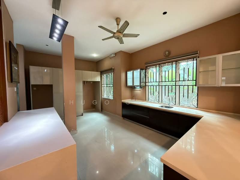 Bungalow for Rent in Jalan Klang Lama (Old Klang Road) (Kuala Lumpur) - Hugo Gooi - Kitchen - PropertyGuru.com.my
