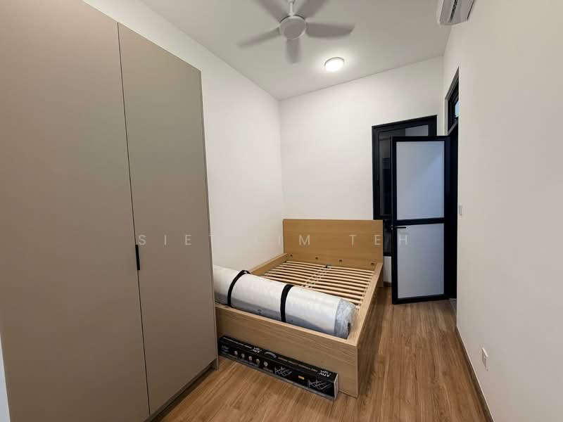 Servis Apartment untuk Disewa di 2Rio Residence @ Bandar Puteri Puchong - Siet Lim Teh - Bedroom - PropertyGuru.com.my