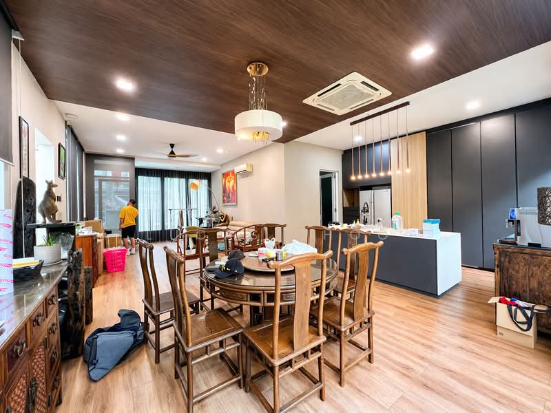 Twin Villa for Sale in Taman Melawati (Ulu Kelang) - Lucas Choo - Dining Room - PropertyGuru.com.my