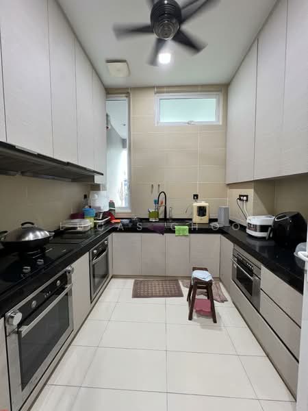 Twin Villa for Sale in Taman Melawati (Ulu Kelang) - Lucas Choo - Kitchen - PropertyGuru.com.my