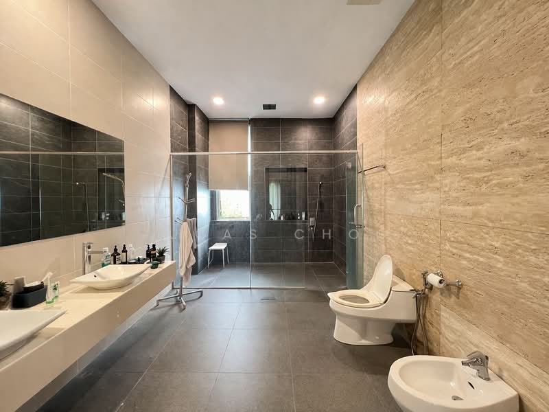 Twin Villa for Sale in Taman Melawati (Ulu Kelang) - Lucas Choo - Bathroom - PropertyGuru.com.my