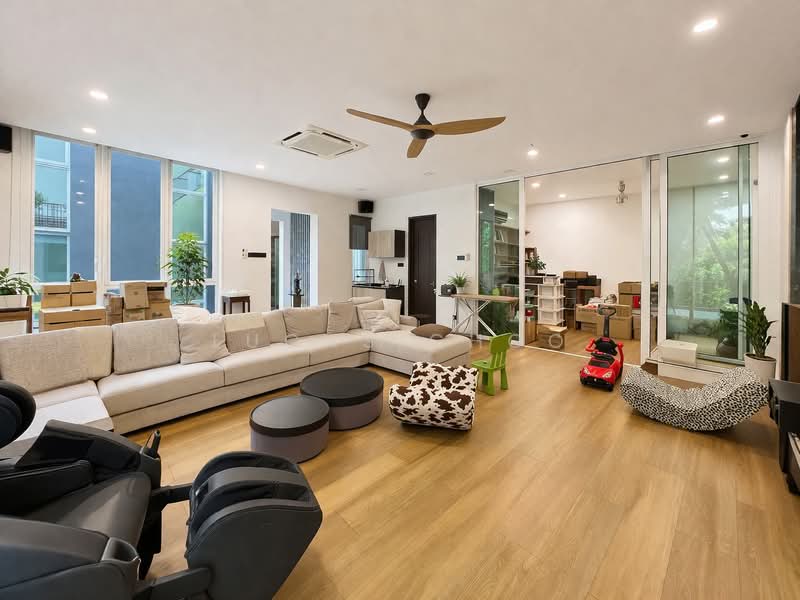 Twin Villa for Sale in Taman Melawati (Ulu Kelang) - Lucas Choo - Living Room - PropertyGuru.com.my