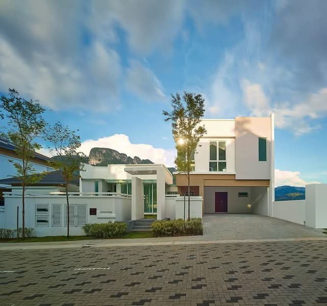 Twin Villa for Sale in Taman Melawati (Ulu Kelang) - Lucas Choo - Exterior - PropertyGuru.com.my