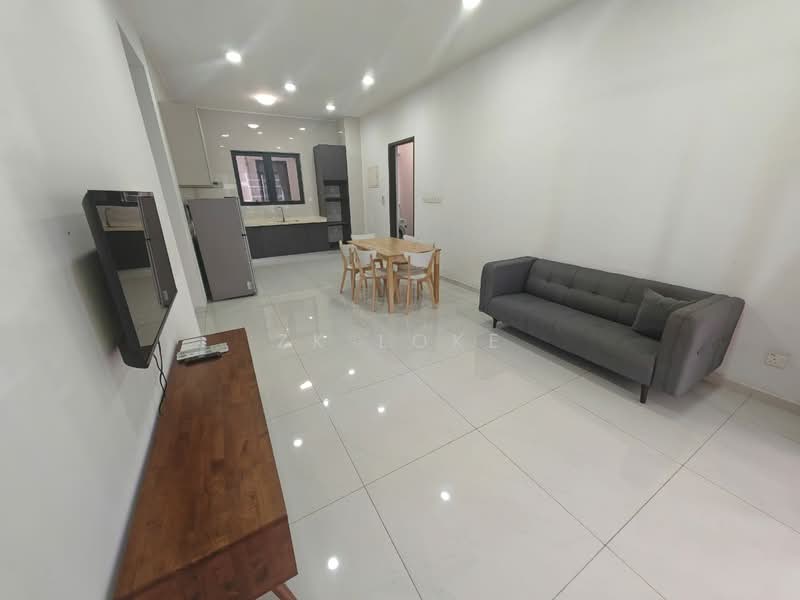 Kondominium untuk Disewa di Amberside @ Country Garden Danga Bay - ZK Loke - Living Room - PropertyGuru.com.my