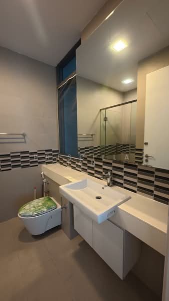 Servis Apartment untuk Dijual di The Panorama - Priscilla Tan - Bathroom - PropertyGuru.com.my