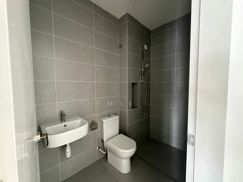 2-storey Terraced House for Sale in Masai (Johor) - Jemie . - Bathroom - PropertyGuru.com.my