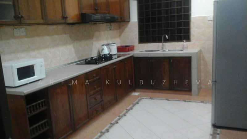 Rumah Teres 2 Tingkat untuk Dijual di Taman Setiawangsa (Setiawangsa) - Zarema Kulbuzheva - Kitchen - PropertyGuru.com.my