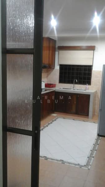 Rumah Teres 2 Tingkat untuk Dijual di Taman Setiawangsa (Setiawangsa) - Zarema Kulbuzheva - Kitchen - PropertyGuru.com.my
