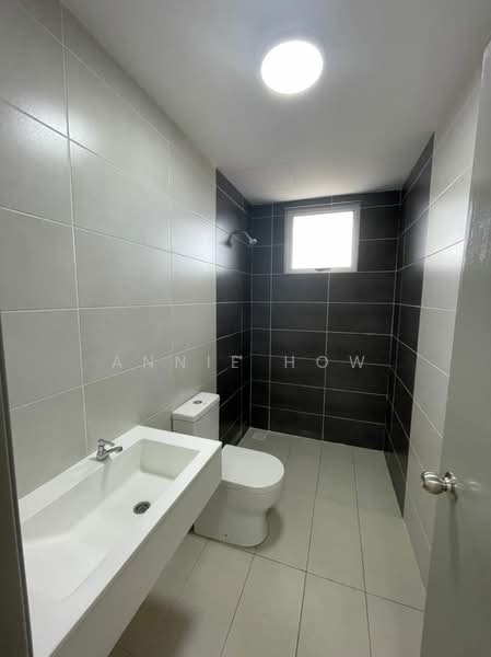 Condominium for Sale at Residensi PV18 - Annie How - Bathroom - PropertyGuru.com.my