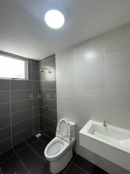 Condominium for Sale at Residensi PV18 - Annie How - Bathroom - PropertyGuru.com.my