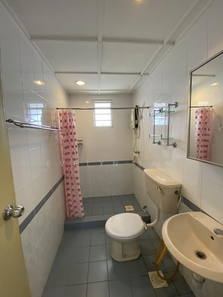 Kediaman Servis untuk Disewa di Rhythm Avenue - Evelyn Tan - Bathroom - PropertyGuru.com.my