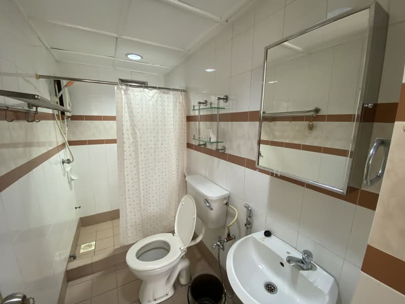 Kediaman Servis untuk Disewa di Rhythm Avenue - Evelyn Tan - Bathroom - PropertyGuru.com.my