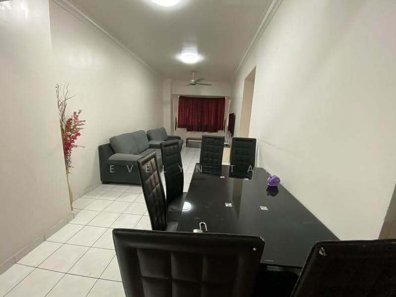 Kediaman Servis untuk Disewa di Rhythm Avenue - Evelyn Tan - Living Room - PropertyGuru.com.my