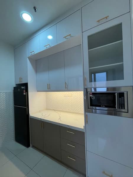 Servis Apartment untuk Disewa di Ten Kinrara - Ivy Wong - Kitchen - PropertyGuru.com.my